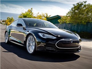 Tesla планирует выпустить полноприводной электрокар 