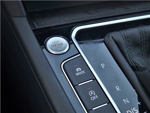 Volkswagen Passat Alltrack (2020) кнопка Mode