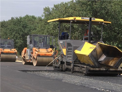 На строительство дорог в России снова выделят много денег