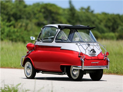 Iso/BMW Isetta вид сзади