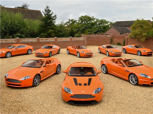 Уникальную оранжевую коллекцию Aston Martin выставят на продажу