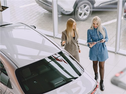 В апреле резко выросли продажи новых автомобилей в России 