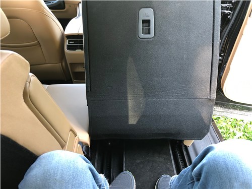 Предпросмотр evolute i-space (2024) третий ряд