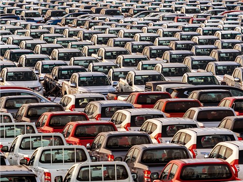 Китайские автомобили заняли более трети мирового рынка, и их доля растет с каждым месяцем