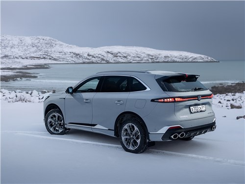 Предпросмотр changan cs75 plus (2026) вид сзади