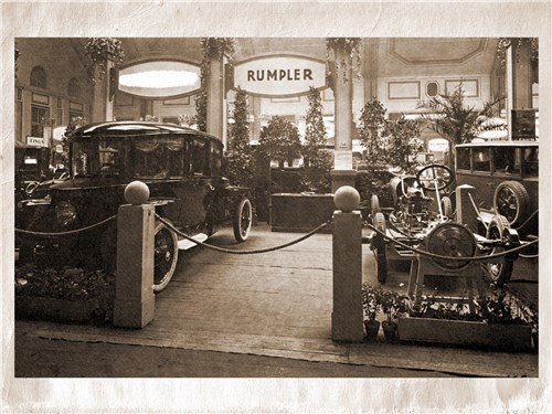 На стенде компании Rumpler на Берлинском автосалоне 1921 года была представлена закрытая версия Tropfenwagen, а также позволявшее оценить его оригинальную компоновку шасси