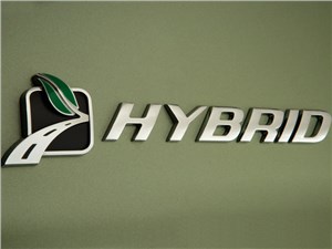 Транспортный налог на гибриды могут урезать вдвое