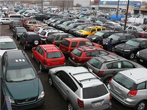 Авторынок Санкт-Петербурга растет вопреки падению российского рынка в целом