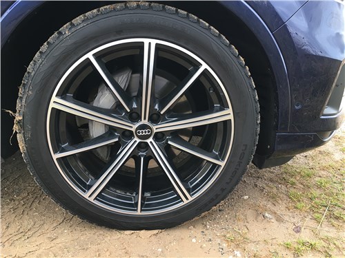 Audi Q7 (2020) колесо