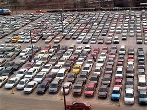 Каждый четвертый новый автомобиль в России продается в Москве или Петербурге