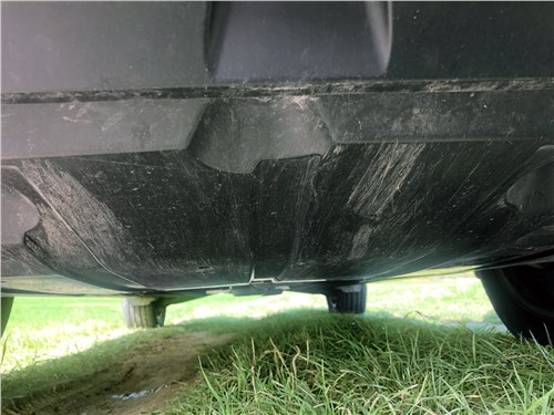 Subaru Outback (2022) дорожный просвет