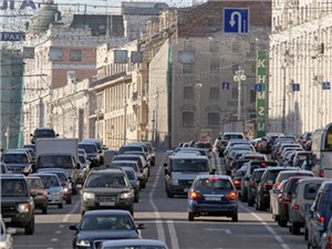 Самыми популярными автомобилями в Москве остаются иномарки российской сборки