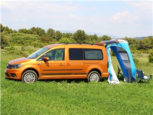 Volkswagen Caddy 2016 вид сбоку