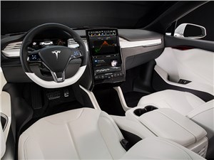 Tesla Motors Model X - Tesla Model X 2017 салон