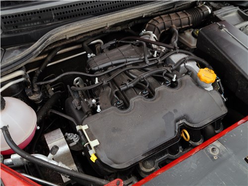 Lada Vesta 2015 двигатель