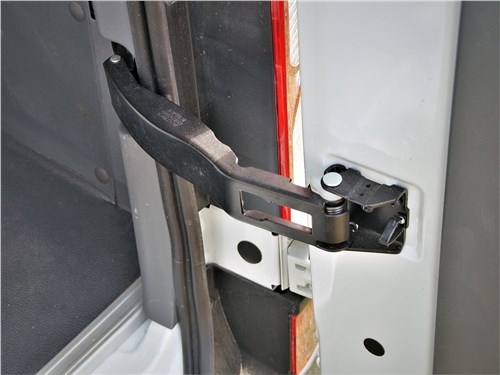Sollers Atlant Van H1 L2 (2022) задние двери