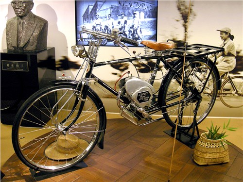 Мотовелосипед Power Free занимает почетное место в музее фирмы