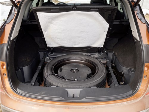 Nissan Murano 2016 багажное отделение