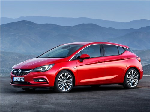 Opel Astra 2016 вид сбоку