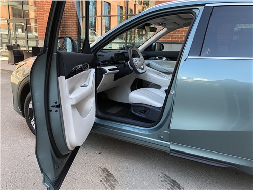 Geely EX5 (2025) салон
