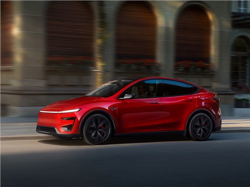 Tesla показала новую самую дорогую версию кроссовера Model Y Performance