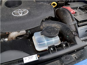Toyota HiLux 2016 двигатель