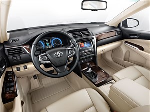 Toyota Camry 2014 салон