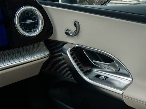 Mercedes-Benz C-Class Electric дверь