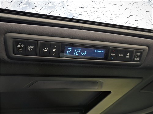 Toyota Alphard (2018) управление «климатом» 