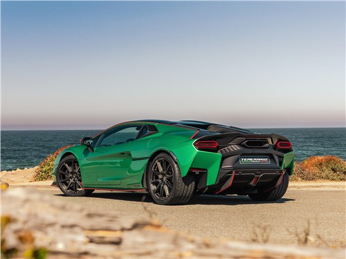 Lamborghini Temerario (2025) вид сзади