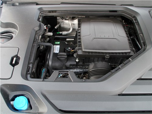 Chery Tiggo 8 Pro Hybrid (2023) моторный отсек