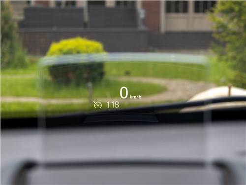 Opel Crossland (2021) лобовое стекло