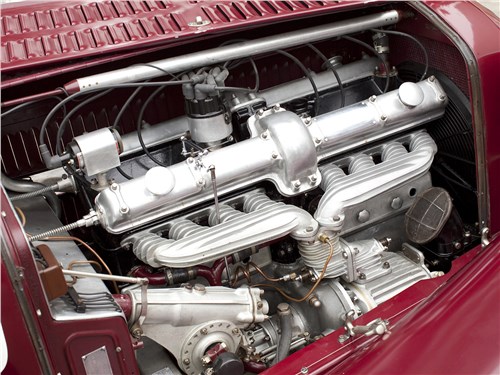 Полностью алюминиевая тандемная «восьмерка» — главное оружие Alfa Romeo 8C 2300