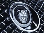 Jaguar сместил приоритеты с гибридов на полный привод
