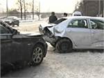 Погодные условия в Москве осложняют жизнь водителям