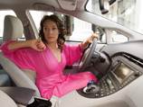За 5 лет в 2 раза выросло количество женщин-водителей в России