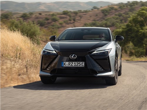 Lexus RZ (2026) Отличный от других