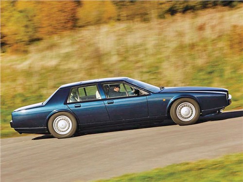 Новость про Aston Martin Lagonda - Aston Martin Lagonda (1976)