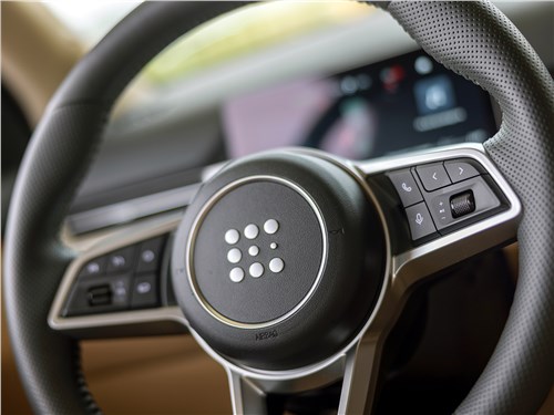 Предпросмотр evolute i-space (2024) руль