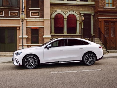 Седан Mercedes-Benz C-Class получил электрическую версию: 489 л.с. и 762 км запаса хода