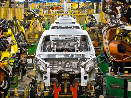 АвтоВАЗ планирует потратить много денег на развитие производства. Как это отразится на автомобилях?