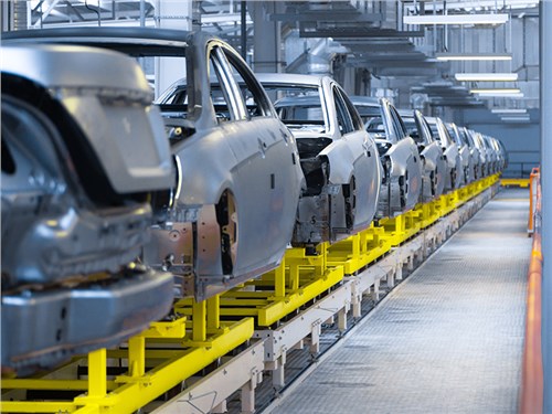 Ford пришлось вернуть 350 инженеров после того, как их заменила ИИ