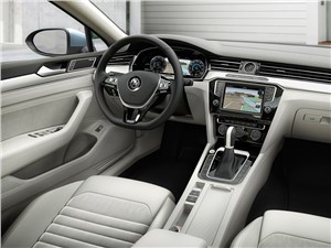 Volkswagen Passat 2015 водительское место
