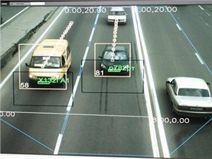 Каждый второй автомобилист в России успел в этом году получить штраф за нарушение скорости