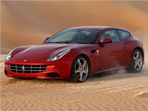 Новый спорткар Ferrari FF уже проходит испытания на дорогах Скандинавии