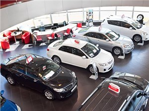 Продажи автомобилей в крупных городах РФ сократились на 41%