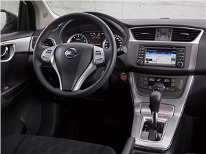 Nissan Tiida 2015 водительское место