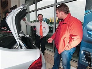 Россияне рассказали о причинах, побудивших их отказаться от покупки автомобиля