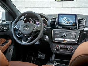 Mercedes-Benz GLE Coupe 2016 салон