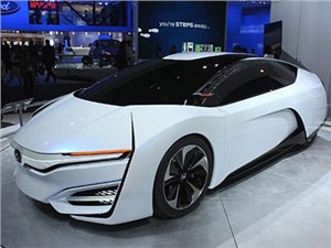 У водородного седана Honda FCV будут еще электрическая и гибридная версии